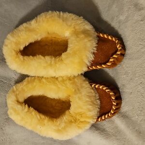 Leather slippers